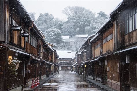 The Best Things to Do in Kanazawa, Japan’s “Marsh of Gold”