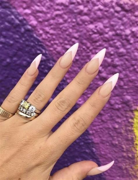 Follow Slayinqueens For More Poppin Pins ️⚡️ Acrylic Nails Stiletto