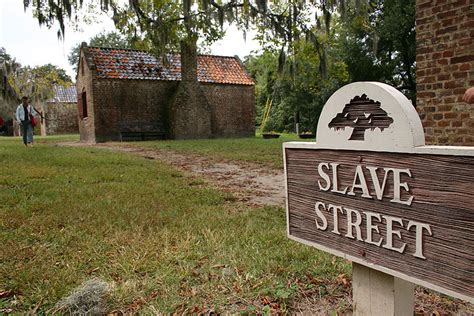 Charleston Original Slave Quarters At Boone Hall Plantation Near
