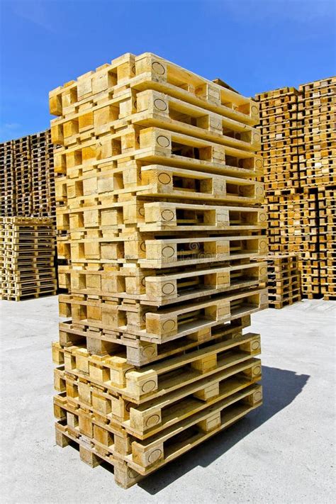 Pallets Stack Stock Photo Image Of Storage Wood Goods 16184320