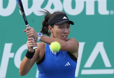 Jessica Pegula Beats No 1 Aryna Sabalenka At The Wta Finals And Clinches A Spot In The Semis