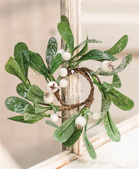 Col House Designs Wholesale Dreamy Mistletoe Ring Craft House Designs