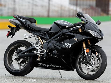 Explore triumph motorcycles for sale as well! black triumph daytona | Top Motorcycle Wallpapers: 2009 ...