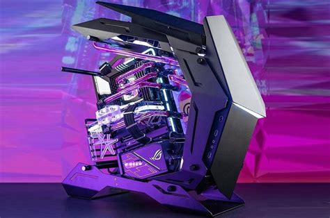 This Alien Inspired Pc Case Mod Exposes Powerful Innards In The Most