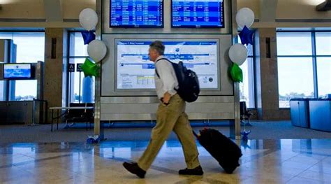 Thousands Of Travelers Delayed At Us Airports By Computer Outage