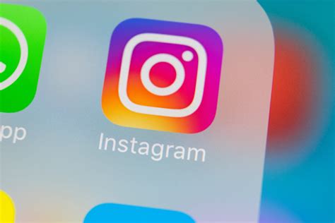 Instagram Is Finally Bringing Back Its Chronological Feed Grm Daily
