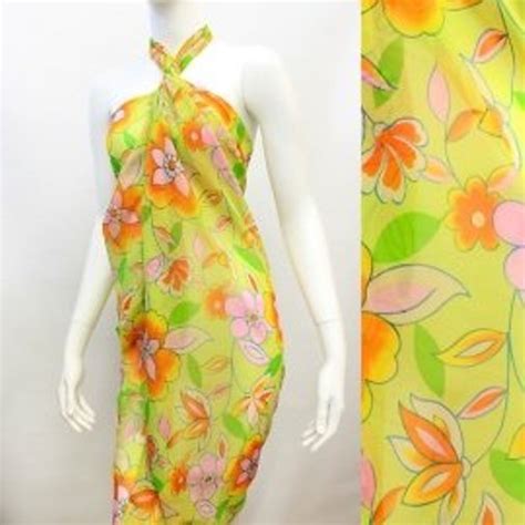 Beach Pareo Sarong Wrap Tropical Flower Print Multi Color Cover Up
