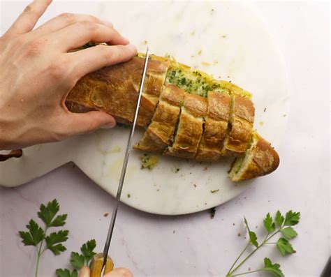 Pain à lail notre recette pas à pas