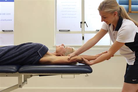 Bicep Muscle Tear Upper Arm Manchester Physio