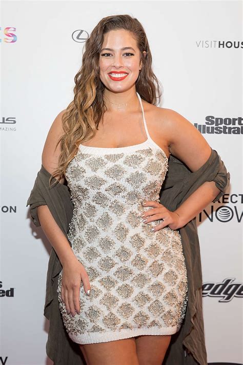 Ashley Graham Vibes By Sports Illustrated Swimsuit 2017 Launch