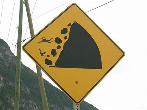 Strange Road Signs 22 Pics