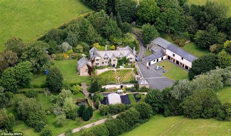 Luxury 17th Century Manor On Sale For £295million House Viewing