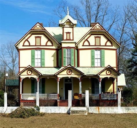 These Dazzling Alabama Houses Are As Colorful As Easter Eggs