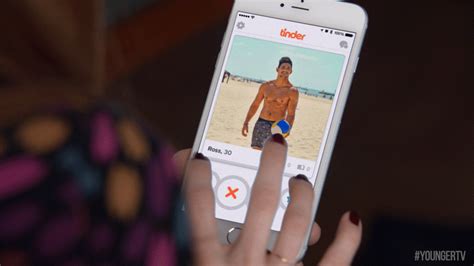 Tinder Initiative Will Prevent Men From Messaging Women First