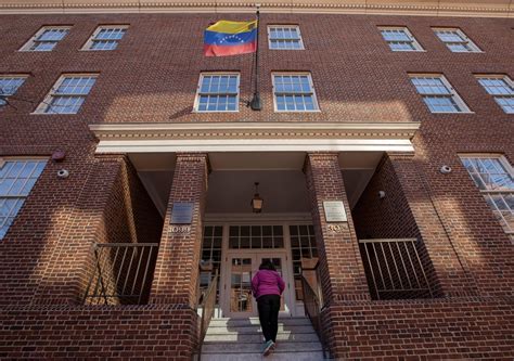 Cortan La Luz En La Embajada De Venezuela En Eeuu Para Expulsar A