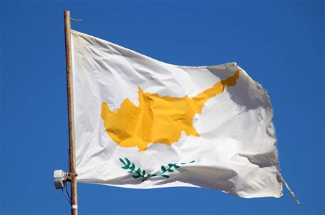 Wir haben für sie unzählige länderflaggen zusammengestellt und hier haben wir für sie die zypern flagge. Zypern 2016 | Cyprus Flag | Martin Wippel | Flickr