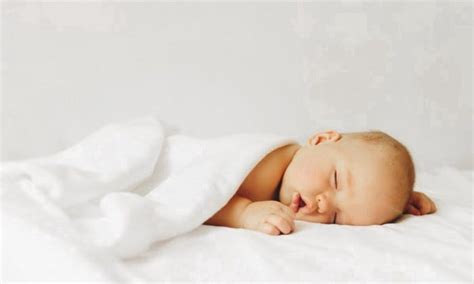 Sleep Training Your Baby Methods Tips And When To Start