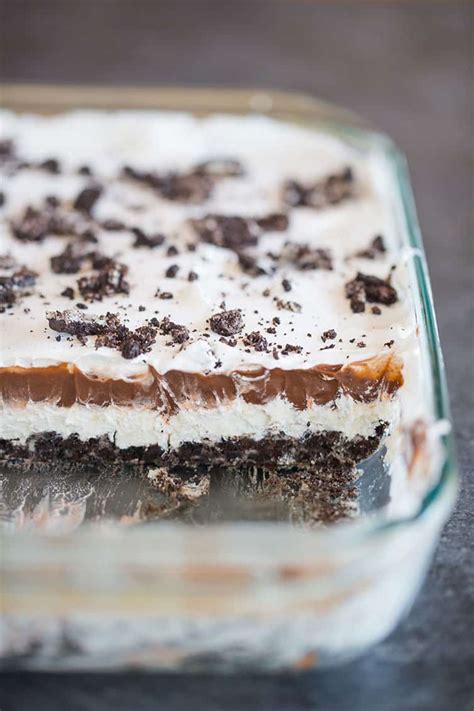 It's an easy no bake next comes a layer of cream cheese, powdered sugar and cool whip, followed by pudding, cool oreo desserts go over really well at parties, so try serving this oreo pudding cake at your next summer. No Bake Heavenly Oreo Dessert | Brown Eyed Baker