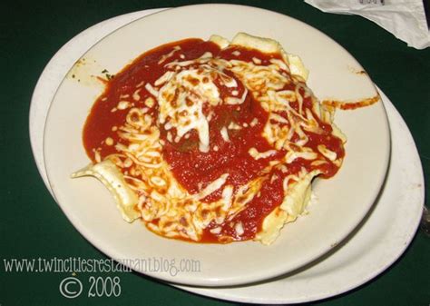 Kitchen closes at 8pm daily. Twin Cities Restaurant Blog: DeGidios~ St. Paul, MN