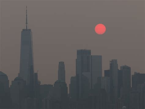 Wildfire smoke from California shrouds New York City — 2,000 miles away