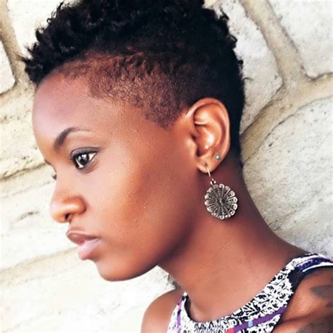 African american short hairstyles embrace chic puffs, tapered styles, funky mohawk hairstyles for black women and much more! Short Natural African American Hairstyles | African ...