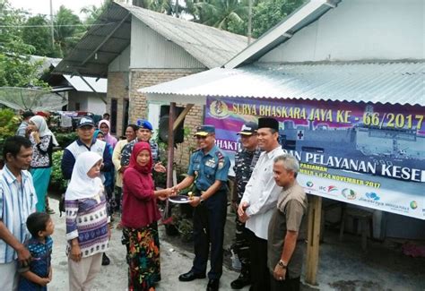 Buat kamu yang baru saja mulai mencoba bermain pada permainan. Bedah Rumah di Pariaman, Bentuk Bakti TNI AL Terhadap ...