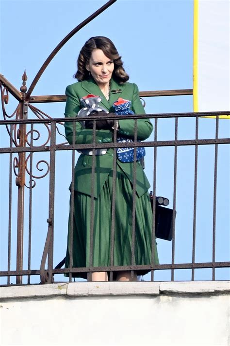 Tina Fey On The Set Of A Haunting In Venice In Venice 01072023