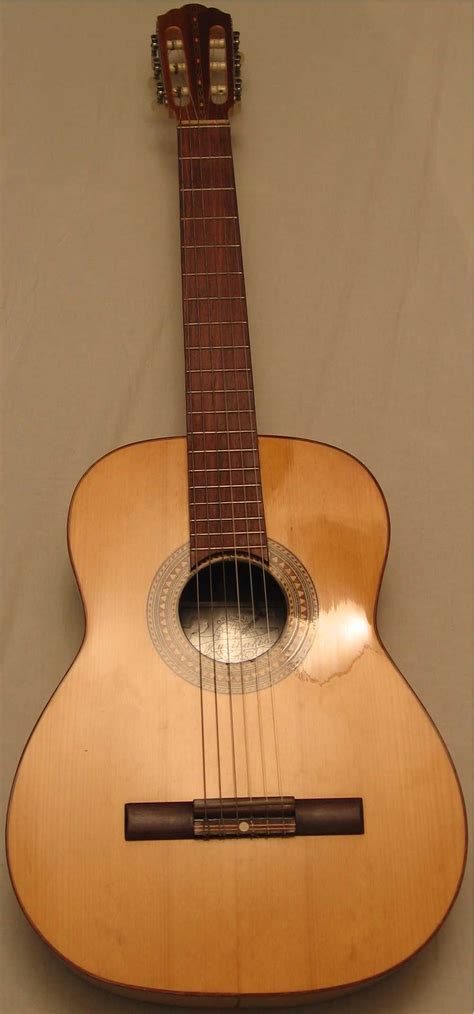 Fileclassic Guitar Wikimedia Commons