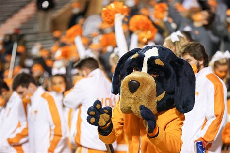 30 Best College Football Mascots Of All Time Page 28