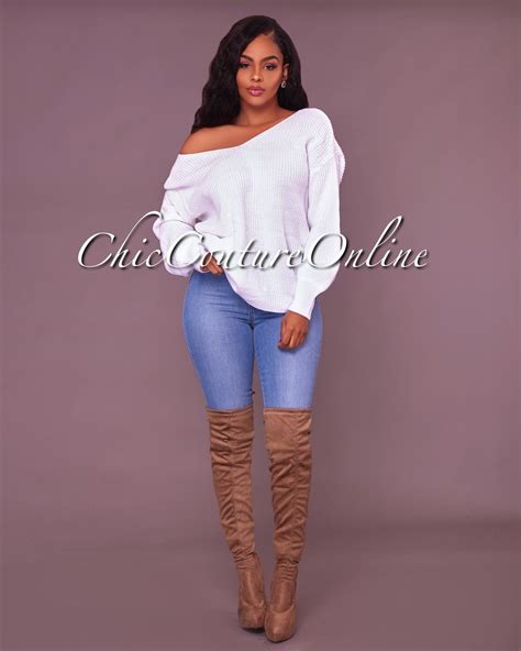 Chic Couture Online Tarin White Knot Knit Sweater