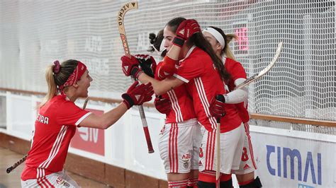 A equipa principal de hóquei em patins do benfica joga na primeira divisão portuguesa da modalidade, tendo vencido 23 campeonatos nacionais (recorde nacional detido em conjunto com o fc porto). Benfica Score: Hóquei Patins Feminino | SL Benfica 5 - 1 ...