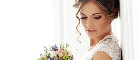 Amplia selección de joyas de novia baratas para que puedas lucir todo lo que siempre has deseado sin gastar demasiado. Cómo elegir las joyas para novias en el día de su boda ...