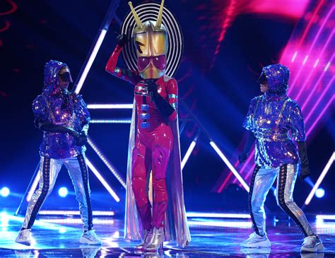 The masked singer season 2 finale | unmasking rottweiler. 'The Masked Singer' Recap: Season 1, Episode 7 — Alien ...