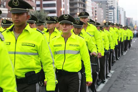 Polic A Nacional Del Ecuador De Cupos Ser N Para Nivel Directivo Cadetes Cuya