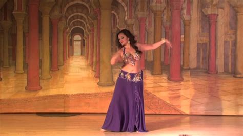 Egyptian Belly Dancing At Rakkasah With Drum Solo Improvisation Youtube