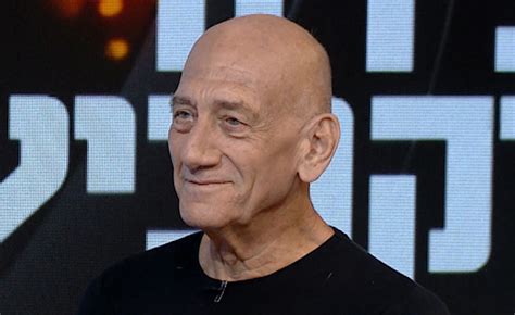 אופירה וברקוביץ' אתר התכנית לפרקים המלאים. אופירה וברקוביץ' 5 | אהוד אולמרט | לצפייה ישירה | makoTV