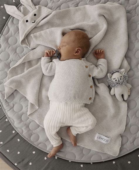 Instagram Worthy Newborn Pics Aesthetic Newborn Pics Momlife