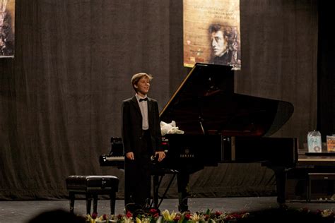 Paraje Tunero El Joven Pianista Vladimir Petrov Ganador Del Concurso