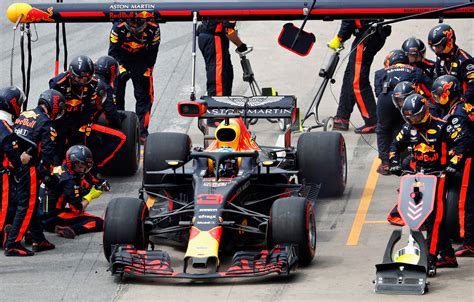 Μαξ φερστάπεν (ολλανδία/red bull) 131 βαθμοί. Formula 1: Red Bull Confirms Honda Engine Switch for 2019 ...