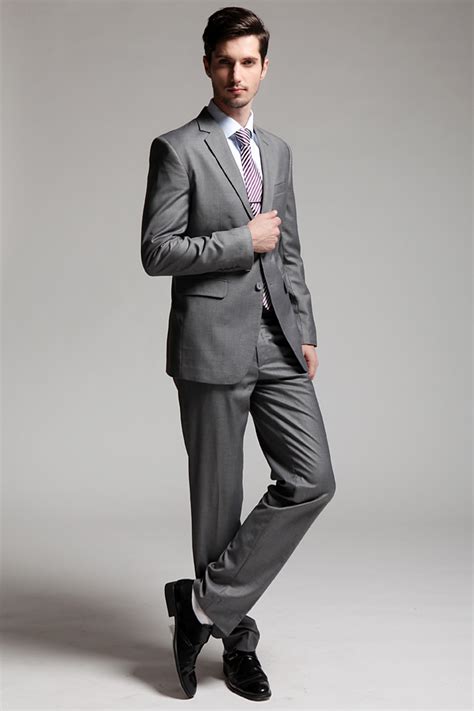 How to style a suit for work, for fun and everything in between. Matthewaperry Suits Blog: Joseph Letzelter Hokey Pokey