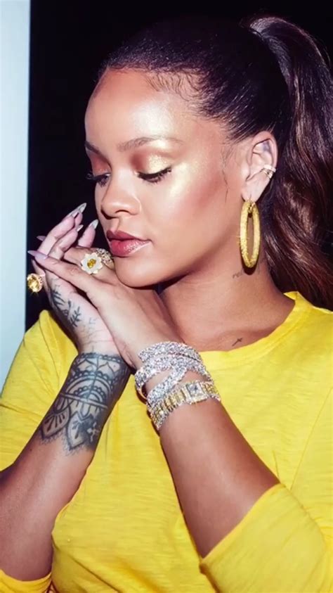 Pin By Brigette Howell On Rihanna Aka Riri Rihanna Riri Rihanna