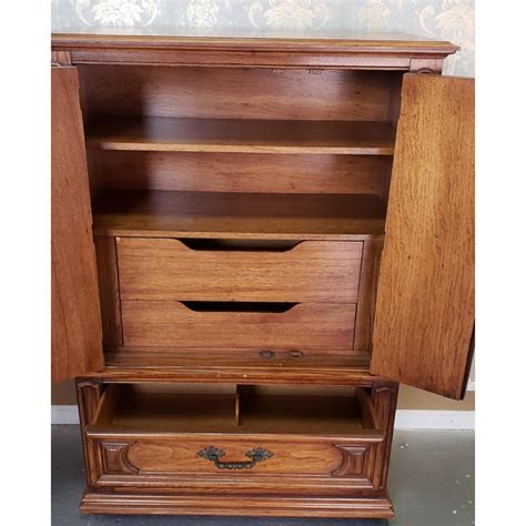Check spelling or type a new query. Vintage 1970s Thomasville Oak and Resin Oak Bedroom Closed ...