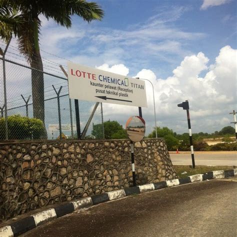 The business report also list branches and affiliates in malaysia. Lotte Chemical TITAN Tanjung Langsat - Building