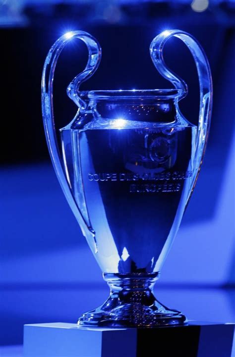 Champions League Trophy Wallpaper Uefa Champions League Icc Champions