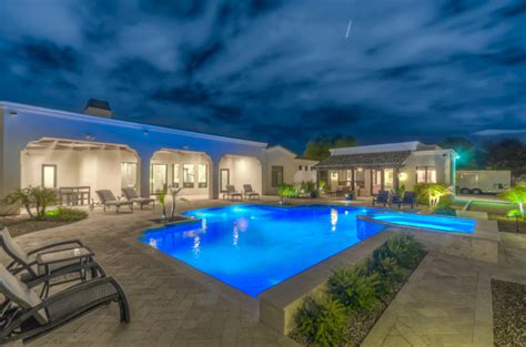 Cholla Mansion Phoenix Arizona Rental Escapes In 2022 Luxury
