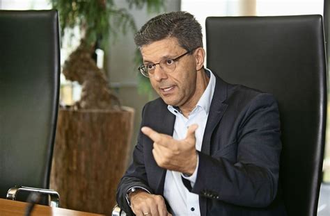 Wohnungen zum kauf in wernau, erbach. Bürgermeister Armin Elbl über Schulsanierung, den Streit ...