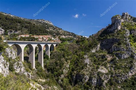 Puente De Los Demonios En Eze Francia Fotografía De Stock © Kanuman