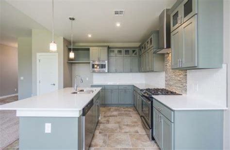 Get quality carpentry service at reasonable prices. Edmond Custom Cabinetry | Custom Cabinets | Edmond, OK | OKC