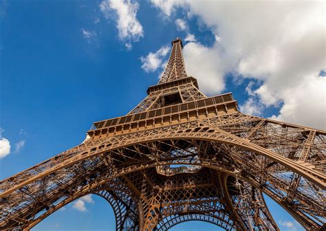 Eiffel Tower To Be Painted Gold For The 2024 Olympic Games
