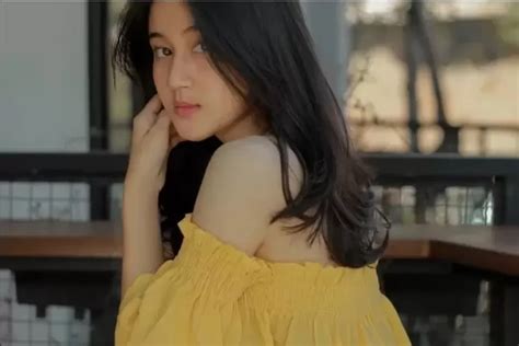 Ini Sosok Dan Profil Lengkap Keisya Levronka Penyanyi Yang Viral Saat Hot Sex Picture